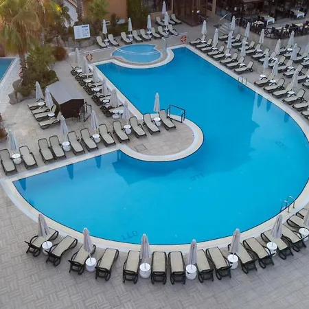 מלון Villa Side Hotel סייד