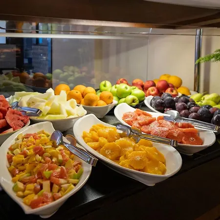 מלון Villa Side Hotel סייד