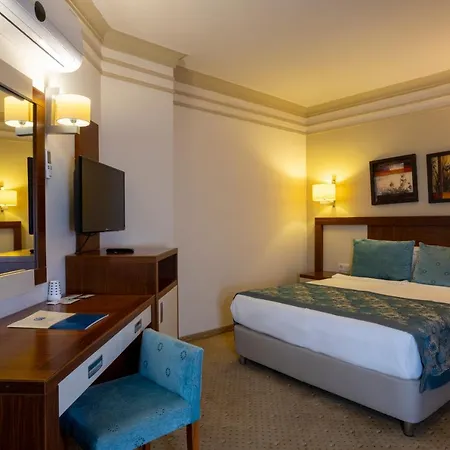 מלון Villa Side Hotel סייד