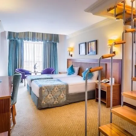 מלון Villa Side Hotel