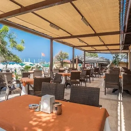 Villa Side Hotel Otel 4*