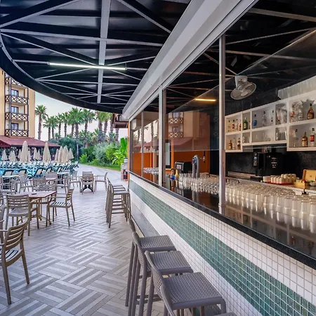 Villa Side Hotel 4* סייד