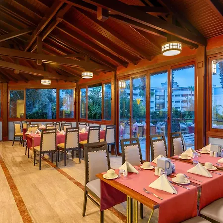 Villa Side Hotel